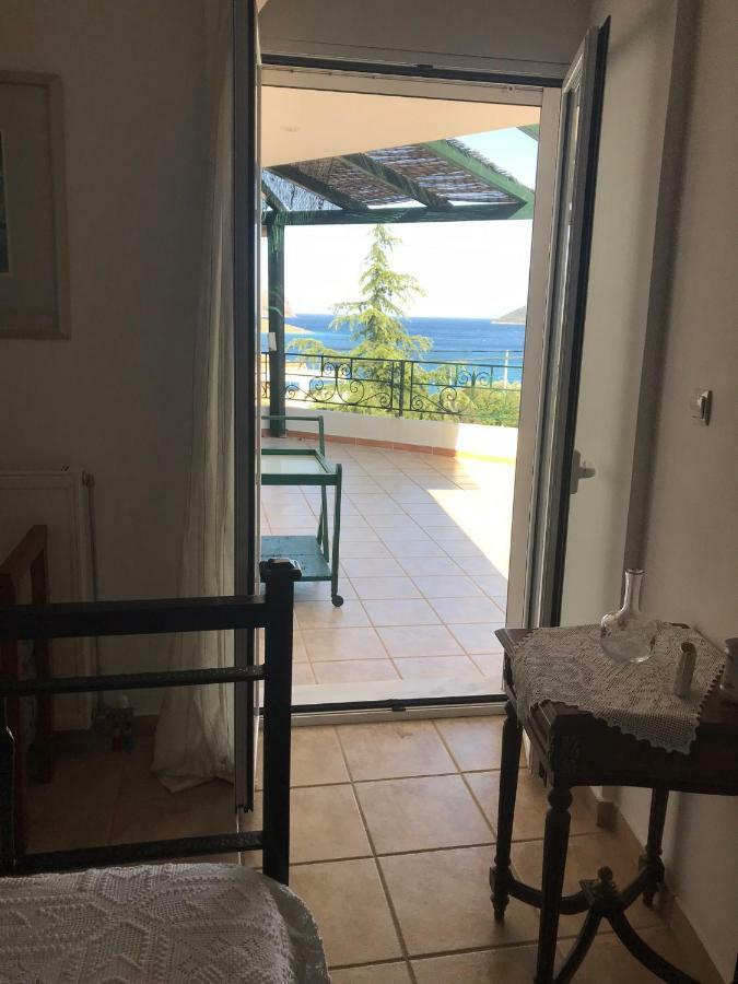 Kate'S Beach Villa Pórto Ráfti Extérieur photo