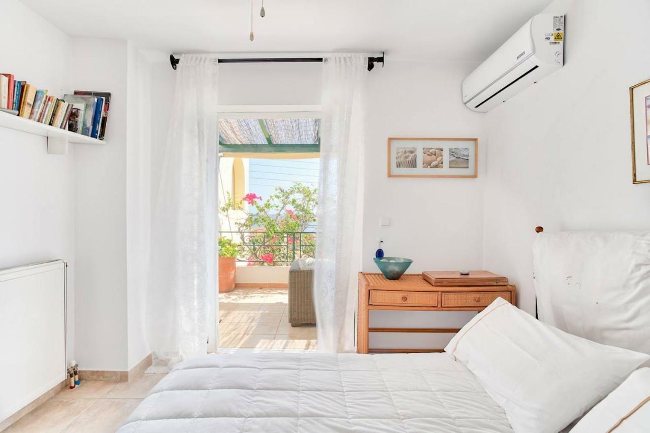 Kate'S Beach Villa Pórto Ráfti Extérieur photo